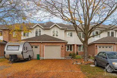 427 Lawler Crescent, Orleans - Cumberland and Area, ON K4A 3Y3