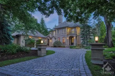 20 Crescent Road, Rockcliffe Park, On K1m 0n3