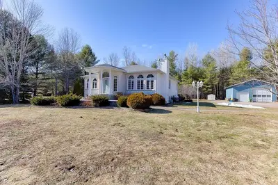 134 BARRON CANYON Road, Petawawa, ON K8H 6W7