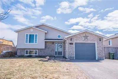 1035 RIVERSTONE Trail, Petawawa, ON K8A 0B3