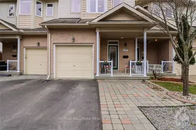 257 PARKROSE, Orleans - Cumberland and Area, ON K4A 0N8
