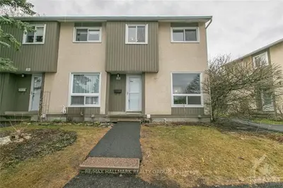 1266 LASSITER Terrace, Beacon Hill North - South and Area, ON K1J 8N1