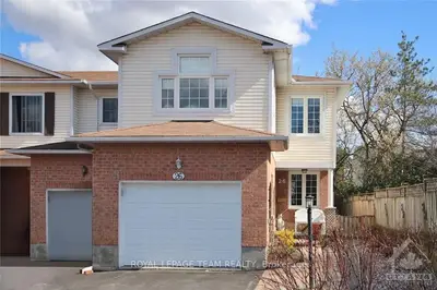 26 RAVENSCROFT Court, Stittsville - Munster - Richmond, ON K2S 1R3