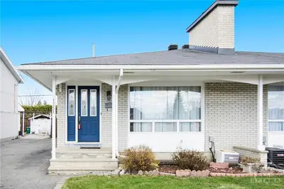 1751 HERON Road, Alta Vista and Area, ON K1V 6A2