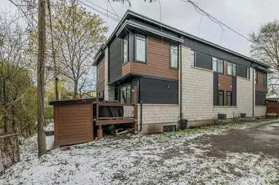 9 Quill Street, Overbrook - Castleheights And Area, On K1k 3s7