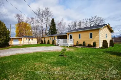 71 RIDEAU Avenue N, Montague, ON K7A 4W1