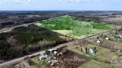 2225 SHANNA Road, Carp - Huntley Ward, ON K0A 1L0