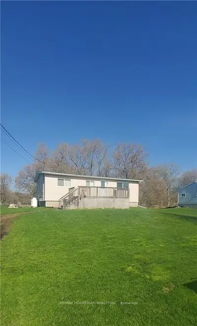 4 Victoria Street, Elizabethtown-kitley, On K0e 1m0