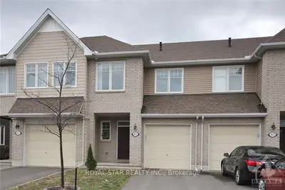967 Bunchberry Way, Blossom Park - Airport and Area, ON K1T 3T8