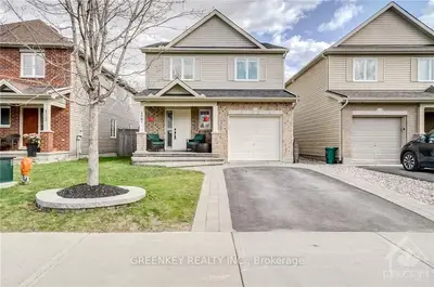 127 BANDELIER Way, Stittsville - Munster - Richmond, ON K2S 0C2