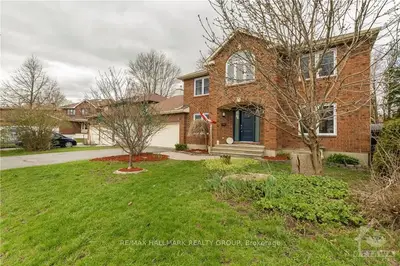 5730 KEMPLANE Court, Blackburn Hamlet, ON K1W 1B8