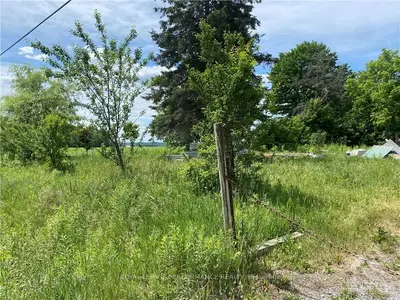 1600 DU LAC Road, Clarence-Rockland, ON K0A 1N0