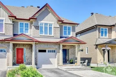 813 CEDAR CREEK Drive, Blossom Park - Airport and Area, ON K1T 0N5