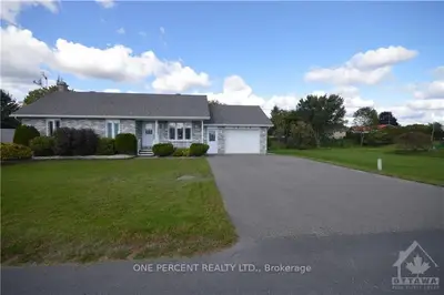 2010 DU PARC Street, Alfred and Plantagenet, ON K0B 1J0