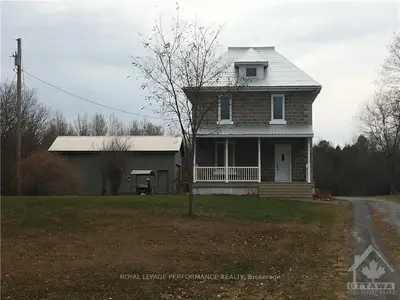 5692 Buckles Street, Greely - Metcalfe - Osgoode - Vernon And Area, On K0a 2w0