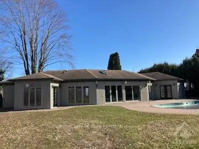 2696 RIVER Road, Manotick - Kars - Rideau Twp and Area, ON K4M 1B4