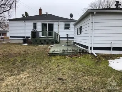 230 HELEN Street, Edwardsburgh/Cardinal, ON K0E 1E0
