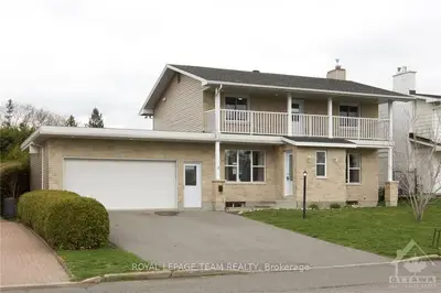 3 Burgess Avenue, Crystal Bay - Rocky Point - Bayshore, ON K2B 7W8