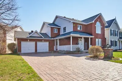 3 Hearn Crescent, Stittsville - Munster - Richmond, On K2s 1r7