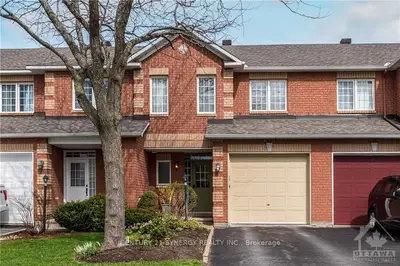 15 CHANTILLY Gate, Stittsville - Munster - Richmond, ON K2S 2B2