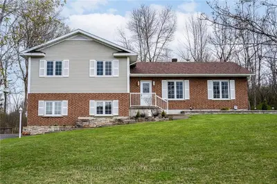 132 PARK LANE Court, Tay Valley, ON K7H 3C6