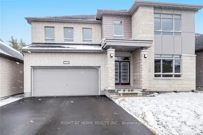 751 CAMPOLINA Way, Stittsville - Munster - Richmond, ON K2S 0X9