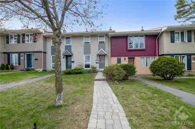 72 Costello Avenue, South Of Baseline To Knoxdale, On K2h 7c5