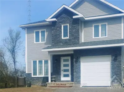 4337 DONNELLY Drive, Manotick - Kars - Rideau Twp and Area, ON K0G 1J0
