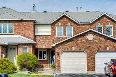 4 HENDRIE Court, Kanata, ON K2L 4A4