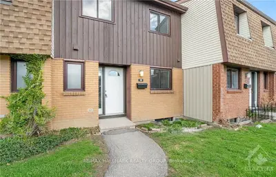 3B WOODVALE, South of Baseline to Knoxdale, ON K2G 4G9