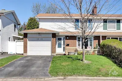 1862 CLOVERLAWN Crescent, Beacon Hill North - South and Area, ON K1J 6V2