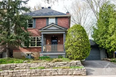 141 RIDEAU Terrace, New Edinburgh - Lindenlea, ON K1M 0Y9