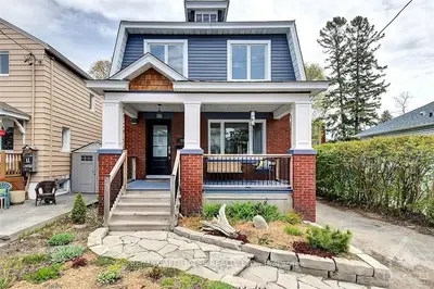 13 GILCHRIST Avenue, Tunneys Pasture and Ottawa West, ON K1Y 0M7