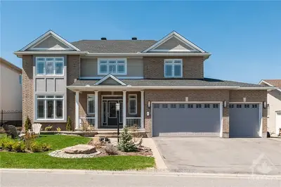 5 AMETHYST Crescent, Stittsville - Munster - Richmond, ON K2S 1Y9