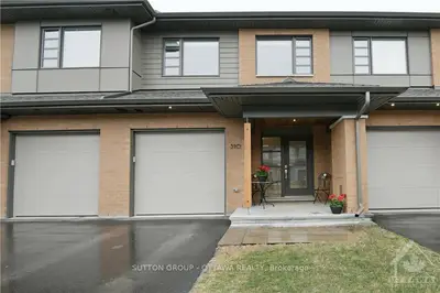 310 DOLCE Crescent, Blossom Park - Airport and Area, ON K1X 0B5