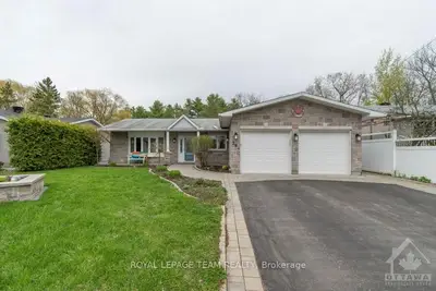204 FRASER PARK Crescent, Orleans - Cumberland and Area, ON K1E 1K4