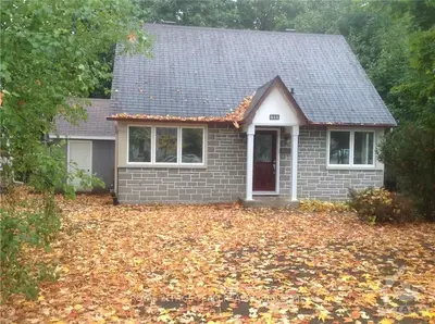 614 CHURCHILL Avenue, Carlingwood - Westboro and Area, ON K1Z 5E8