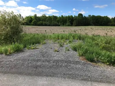 DOMAINE Street, Hawkesbury, ON K0B 1P0