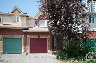 117 CORSICA, Alta Vista and Area, ON K1G 5Y1