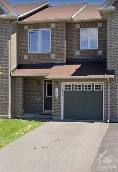 103 SILVERMOON Crescent, Orleans - Cumberland and Area, ON K4A 0P7