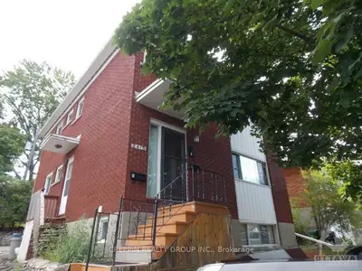 2415 CARLSEN Avenue, Billings Bridge - Riverside Park and Area, ON K1V 8E9