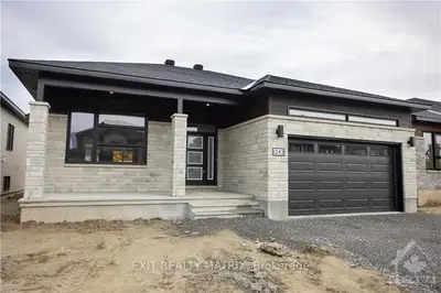1243 Avignon Street, Russell, ON K0A 1W0