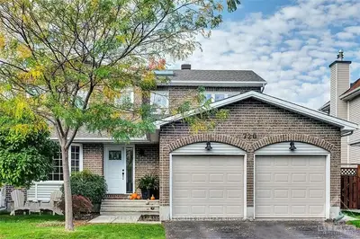 720 THICKET Way, Orleans - Cumberland and Area, ON K4A 3B5