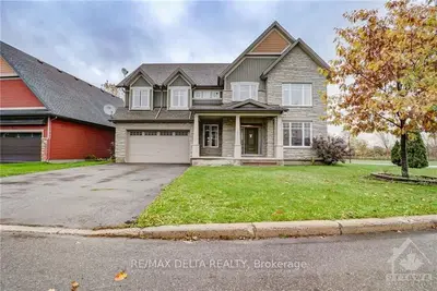 160 BUFFLEHEAD Way, Blossom Park - Airport and Area, ON K1T 0G4