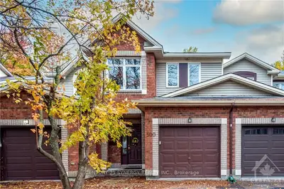 500 LAWLER Crescent, Orleans - Cumberland and Area, ON K4A 3Y4
