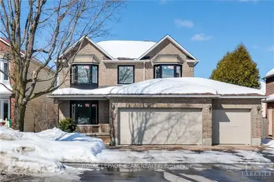1617 BLOHM Drive, Hunt Club - South Keys and Area, ON K1G 5N6