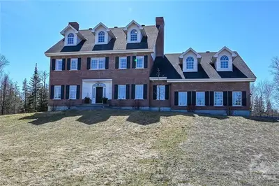 156 WILBERT COX Drive, Carp - Huntley Ward, ON K0A 1L0