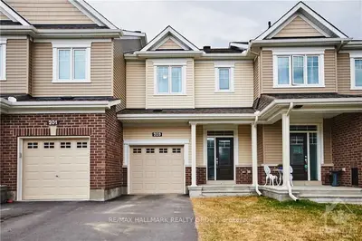 203 BANDELIER Way, Stittsville - Munster - Richmond, ON K2S 2J4