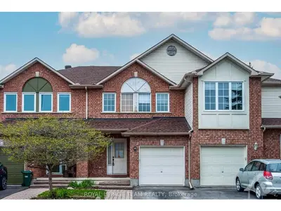 1502 AMBASSADOR Avenue, Cyrville - Carson Grove - Pineview, ON K1J 1G5