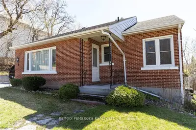 174 DICKSON Street, Pembroke, ON K8A 2X1